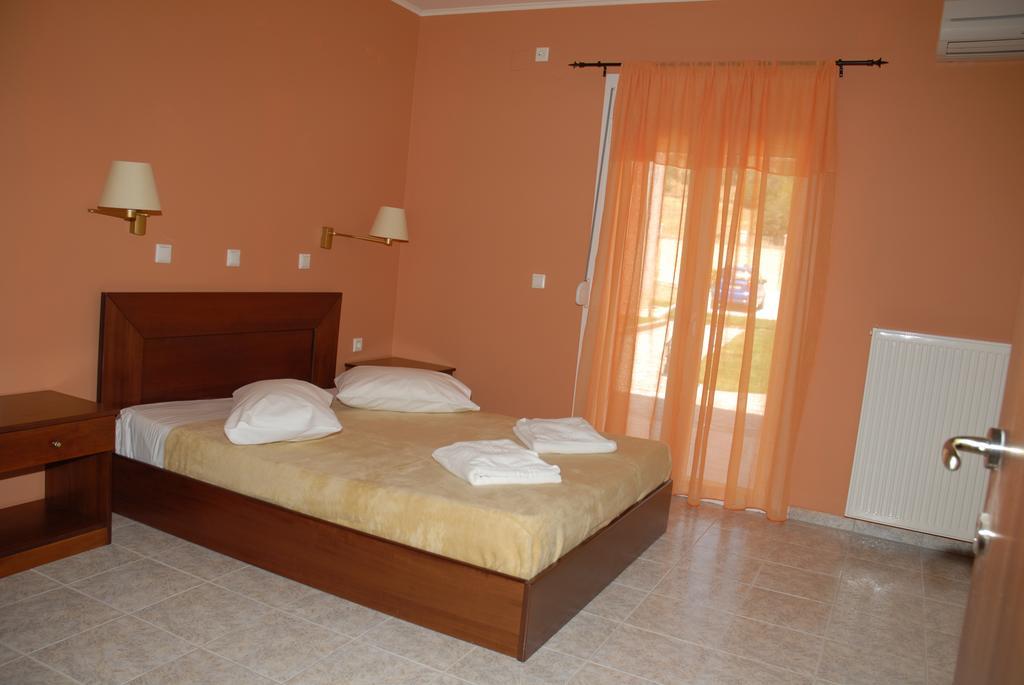 Yakinthos Garden Apartment Anaxos Luaran gambar