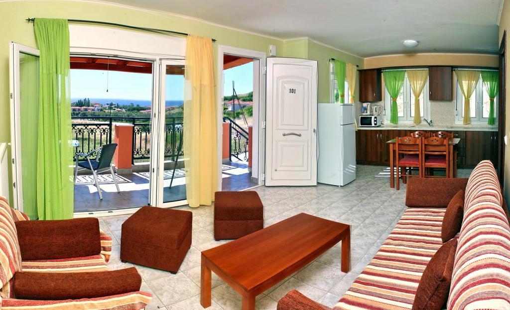 Yakinthos Garden Apartment Anaxos Luaran gambar